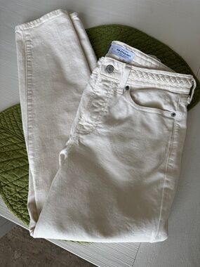 Old Navy Cream straight jeans